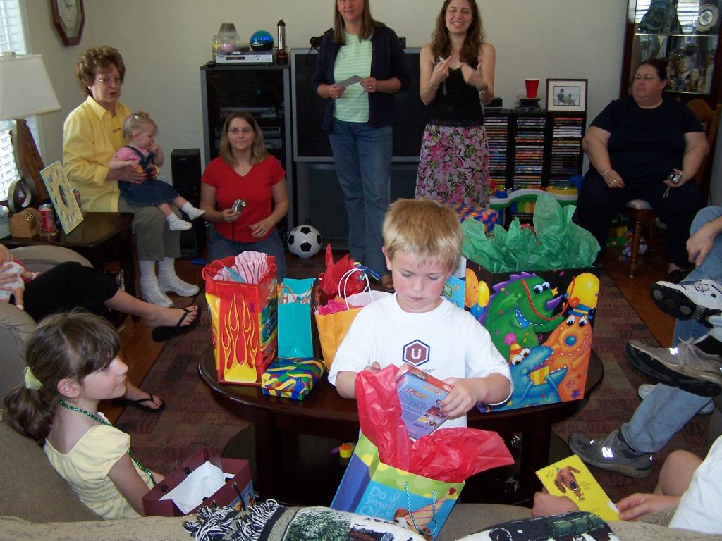 Matt 6th bday 023.jpg